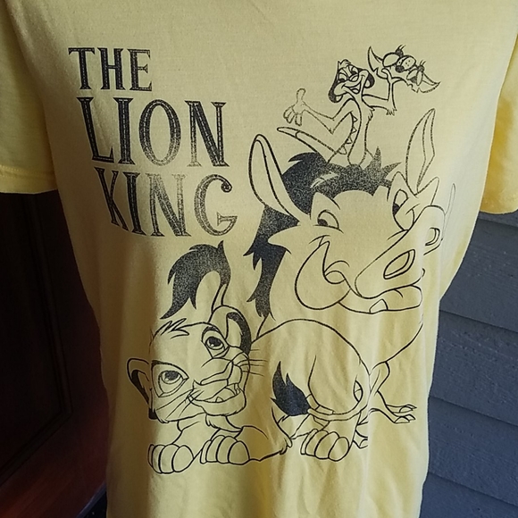 DISNEY THE LION KING TSHIRT TEE M & XL DISNEP - Picture 2 of 6
